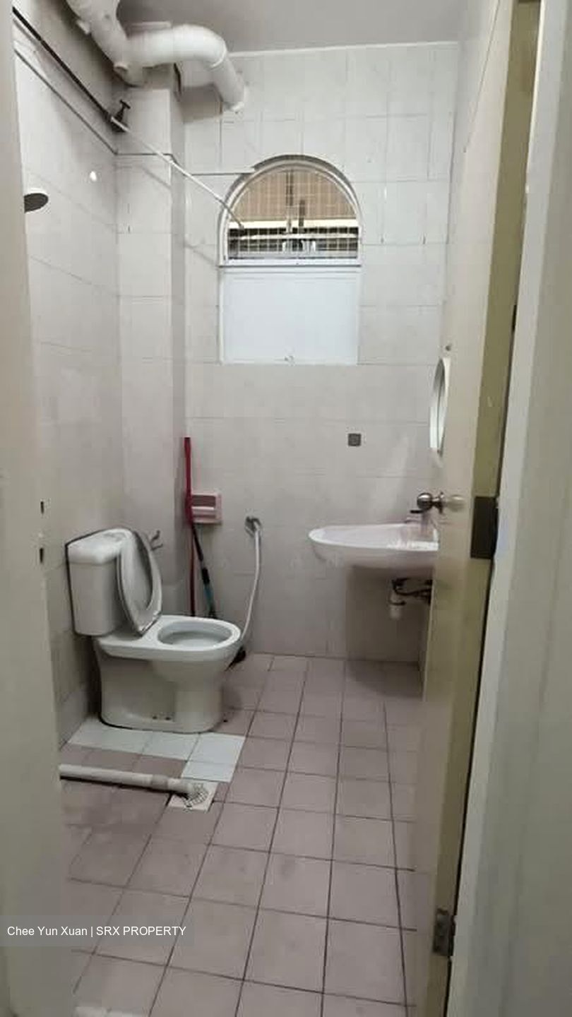 Sims Avenue (D14), Apartment #561771191